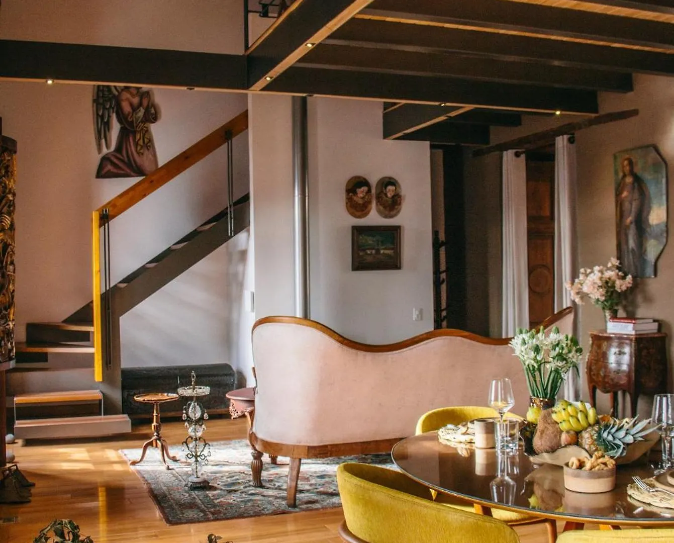 Casa Santa Clara - Colonial Design Lofts Apartment Quito